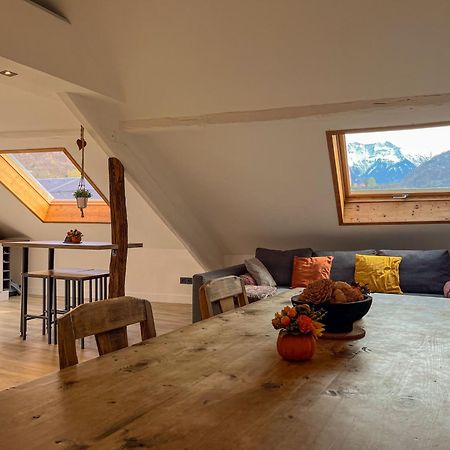 Cocon Sous Les Toits Apartment Albertville Exterior photo
